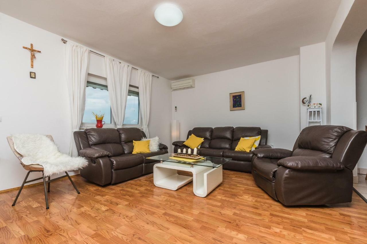 Apartment Matosic Цриквеница Экстерьер фото